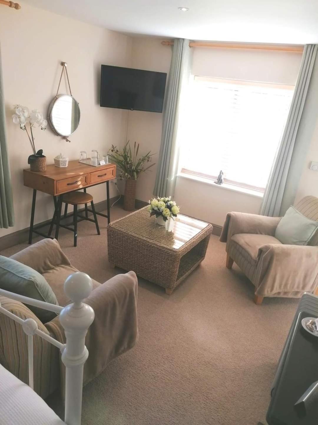 Hotel Meadow View Wighton Zimmer foto